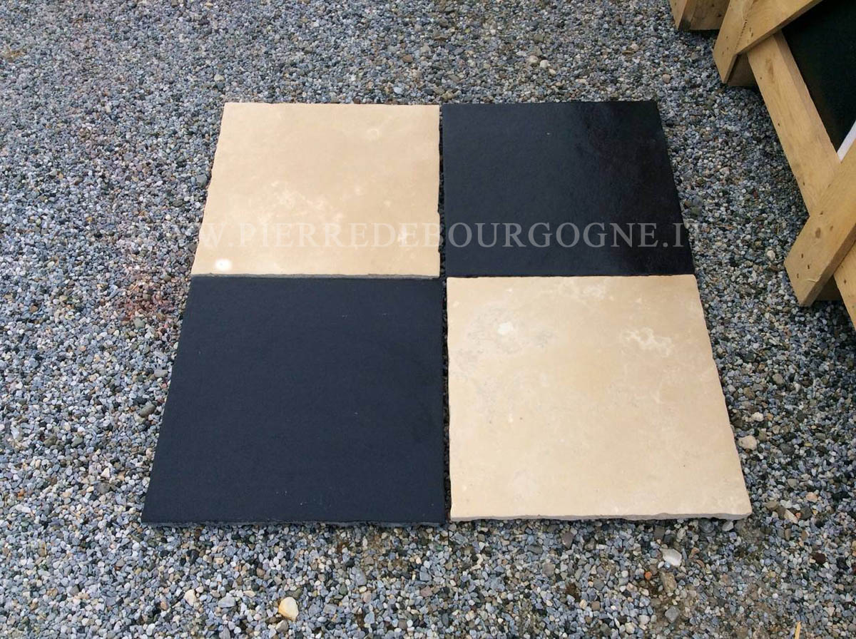 FLOOR IN STONE AND MARBLE BLACK
